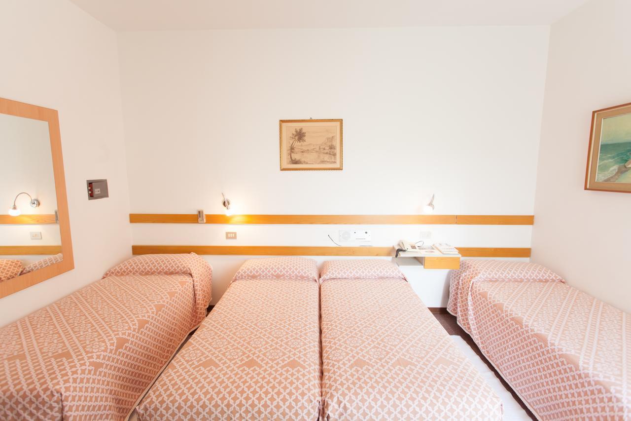 Hotel Rossini Tabiano Terme المظهر الخارجي الصورة