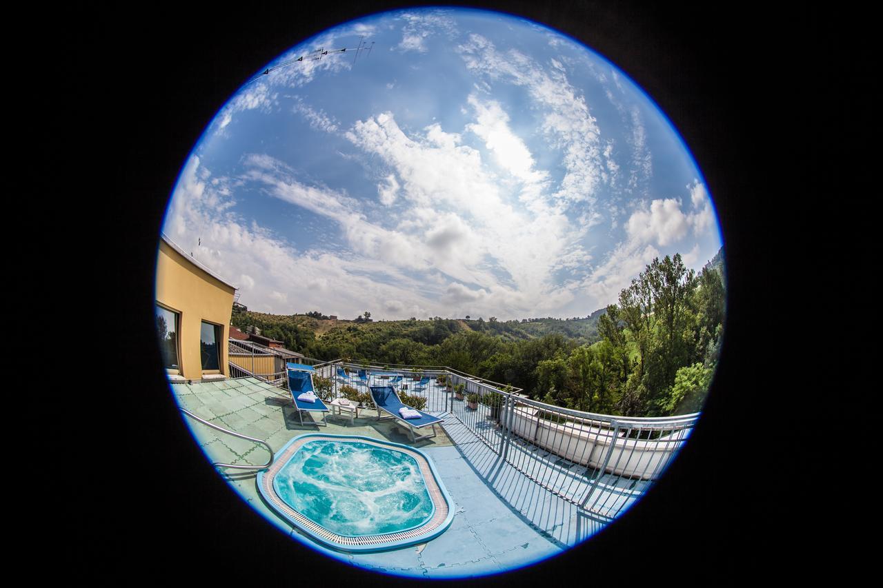 Hotel Rossini Tabiano Terme المظهر الخارجي الصورة